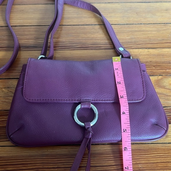 Adorable Small Purple/Plum Leather Crossbody Bag - Picture 4 of 13